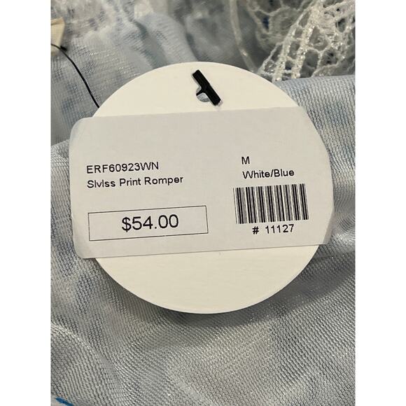 NWT En Creme‎ Women’s Sleeveless Ruffle Crochet Lace Romper Size M Blue White - Picture 5 of 5